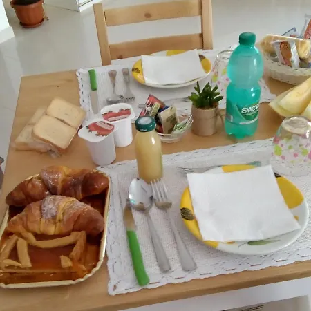 Alojamento de Acomodação e Pequeno-almoço Antica Casa Greco Bernalda