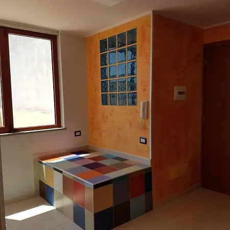 Alojamento de Acomodação e Pequeno-almoço Antica Casa Greco *