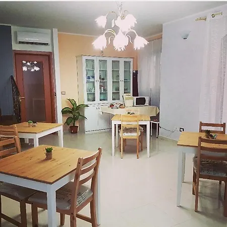 Alojamento de Acomodação e Pequeno-almoço Antica Casa Greco